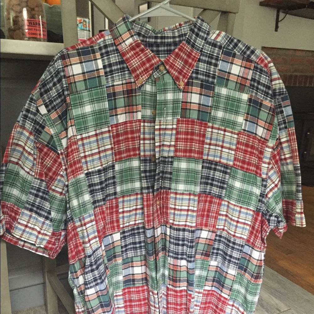 Eddie Bauer Short Sleeve Button-Down Shirt